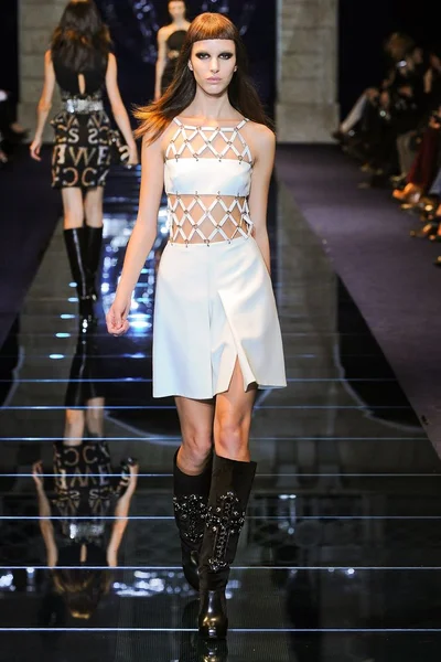 Look 33